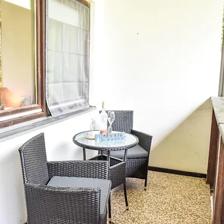 公寓 Esche 1 By Interhome