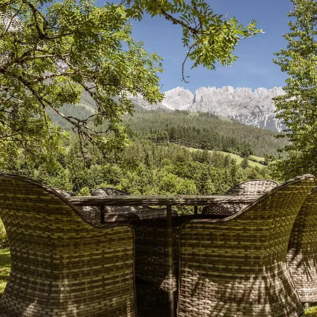 Esche 1 By Interhome